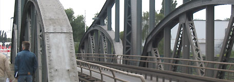 Mobiler Korrosionsschutz an Brücken